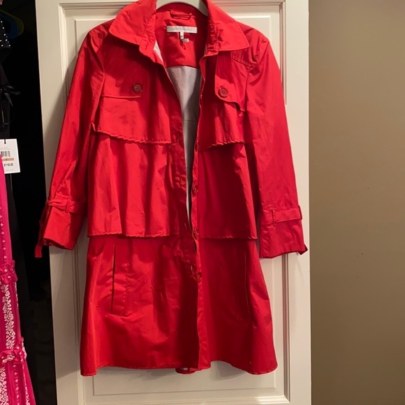Red rain coat - Picture 1 of 4